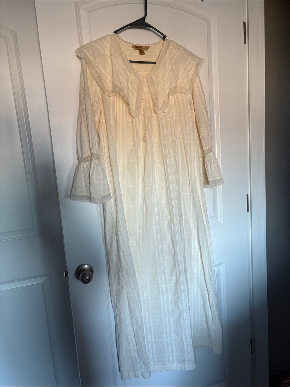 April Cornell Cream Lace Peter Pan Long-Sleeve Dress/Nightgown Cottagecore